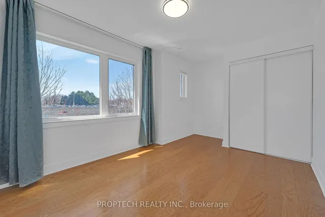 Additional image 17 of 295 Village Green Sq Unit 67