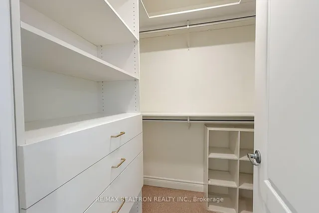 Additional image 14 of 25 Model Ave