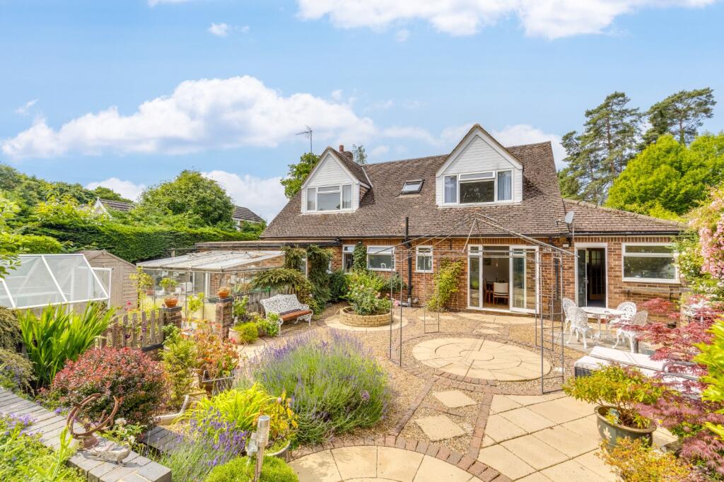 Additional image 22 of Canonsfield Road, Oaklands, Welwyn, Hertfordshire, AL6