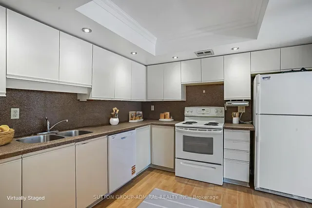 Additional image 6 of 245 The Donway West Unit 402