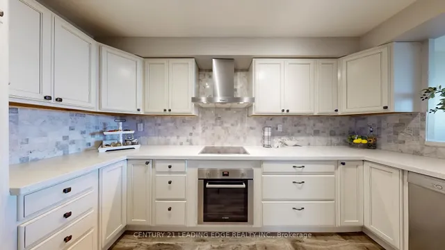 Additional image 14 of 3845 Lake Shore Blvd Unit 1611