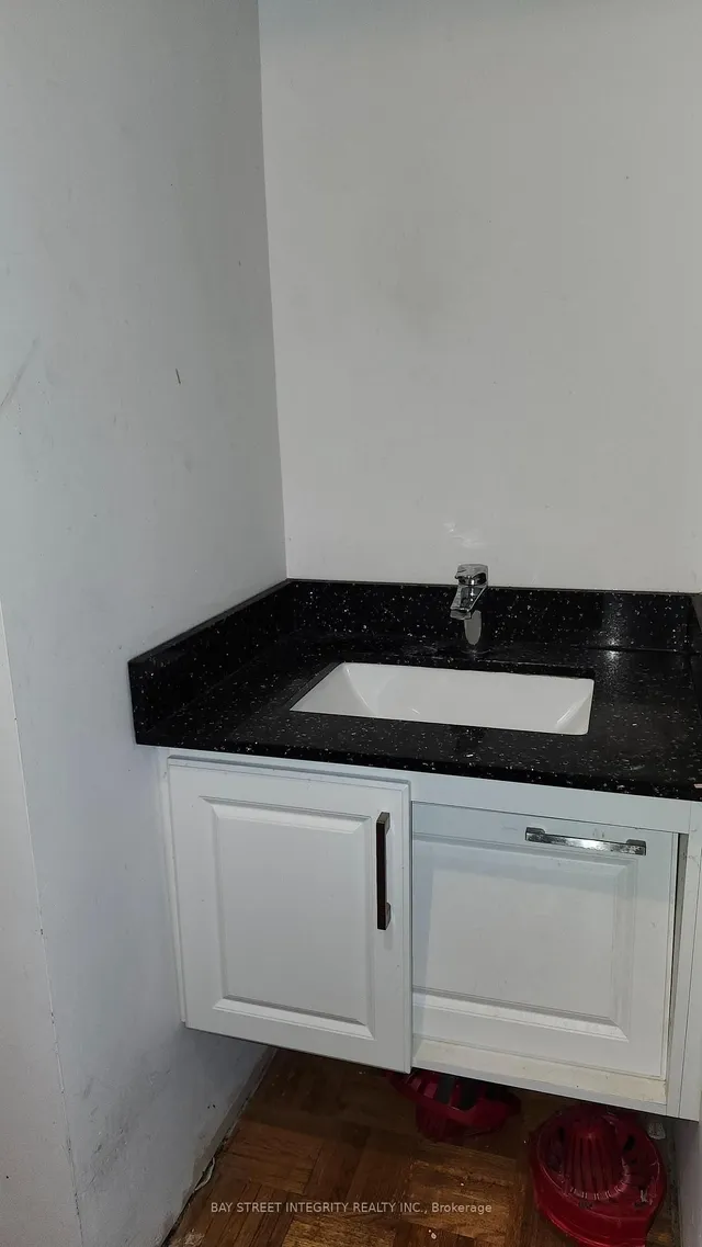 Additional image 11 of 9 Mentor Blvd