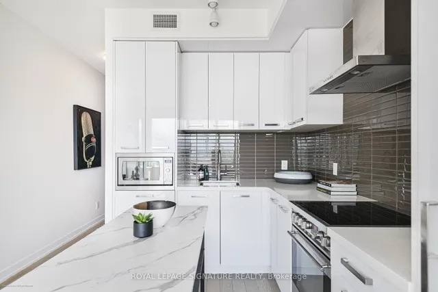 Additional image 4 of 120 BAYVIEW Ave Unit S504