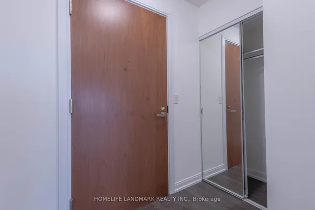 Additional image 2 of 275 Village Green Sq Unit 2618