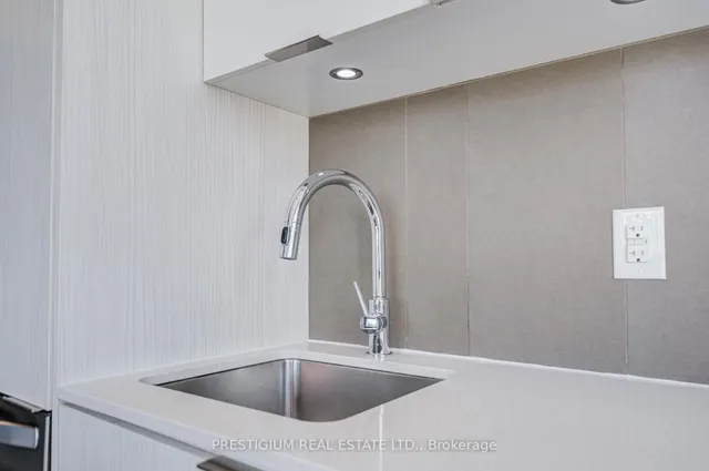 Additional image 18 of 170 Sumach St Unit 418