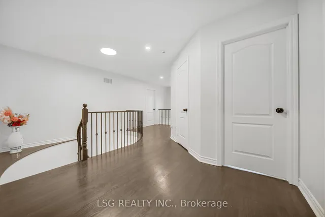 Additional image 21 of 54 Richgrove Dr