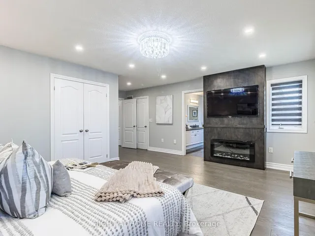 Additional image 26 of 612 Serafini Cres