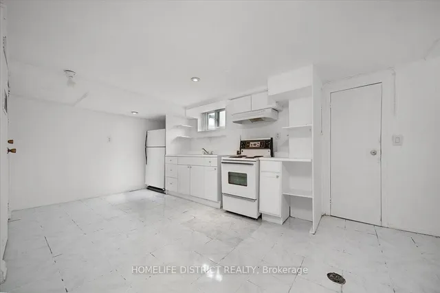 Additional image 28 of 2055 Eglinton Ave