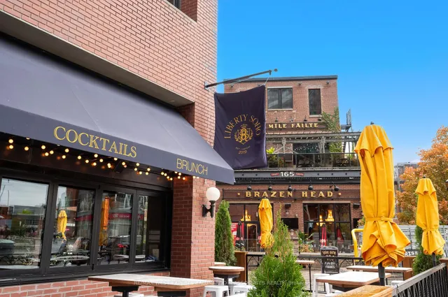 Additional image 45 of 59 East Liberty St Unit 315