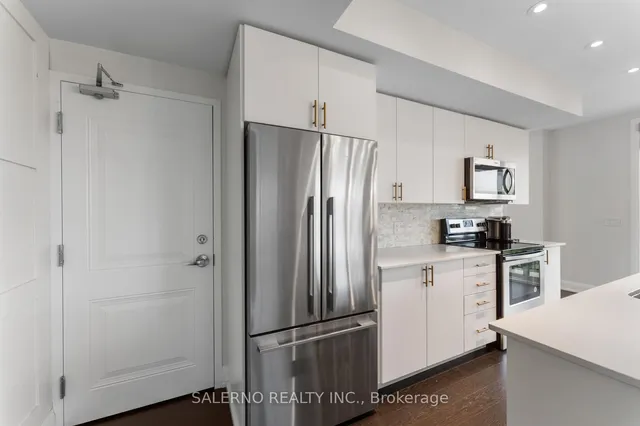 Additional image 15 of 1206 Main St Unit 209