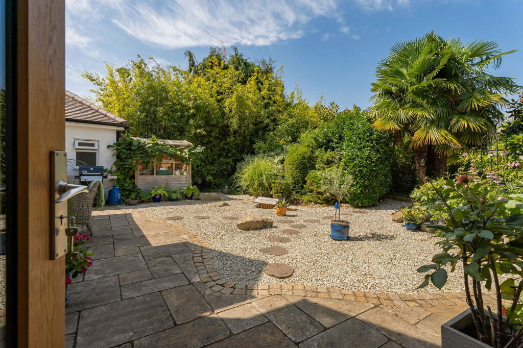 Additional image 9 of Park Street Lane,Park Street,St. Albans,AL2 2AL