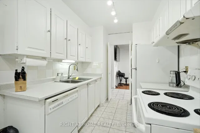 Additional image 18 of 45 Silver Springs Blvd Unit 902