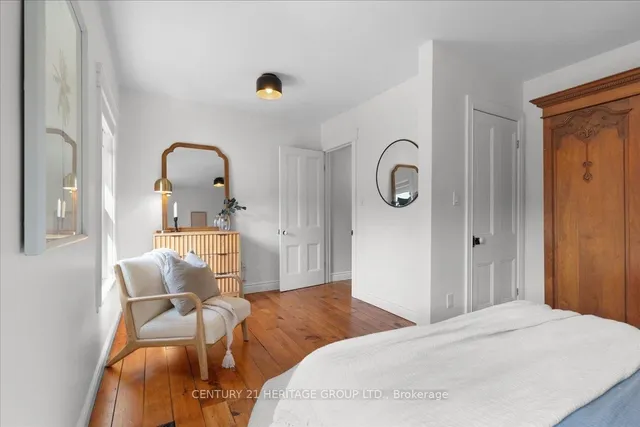 Additional image 24 of 40 Emerald St