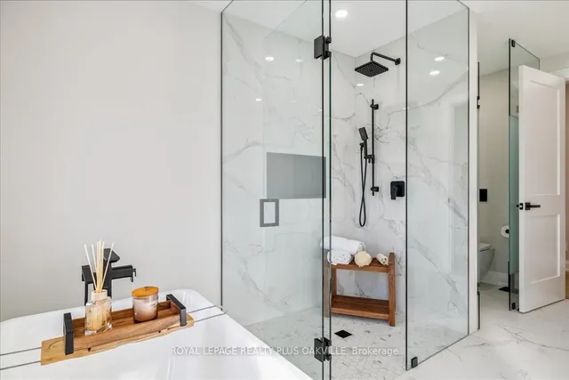 Additional image 29 of 3571 Swirlingleaves Cres