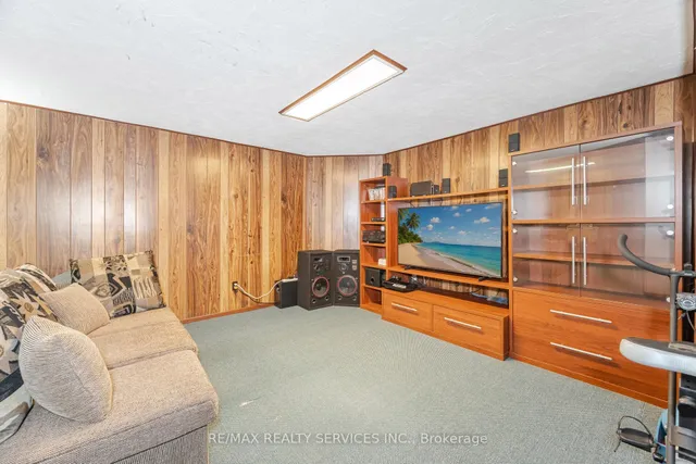 Additional image 33 of 12 Sparklett Cres