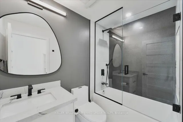 Additional image 23 of 228 Queens Quay Unit 2011