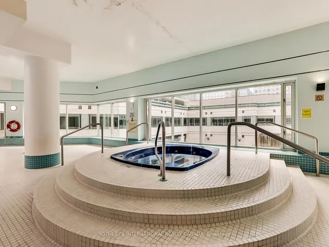 Additional image 24 of 10 Yonge St Unit 2701