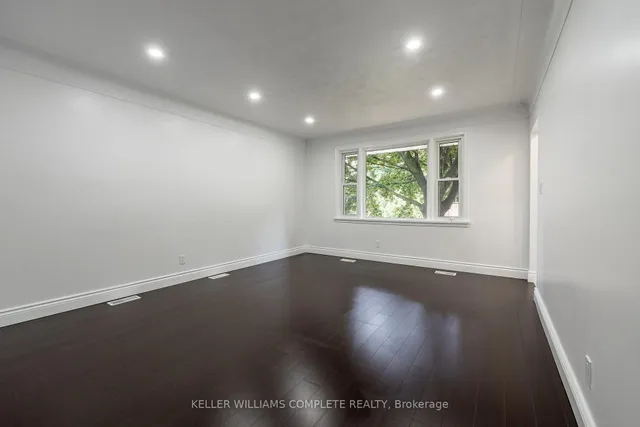 Additional image 11 of 1392 Royal Dr