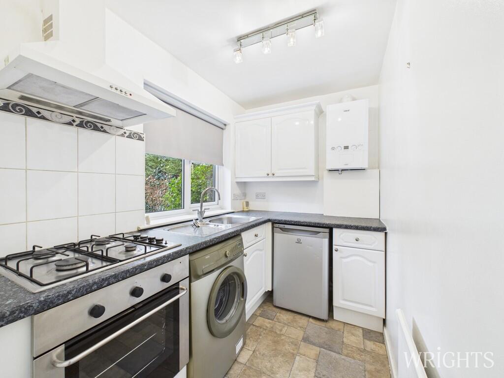 Additional image 12 of Canonsfield Road, Welwyn