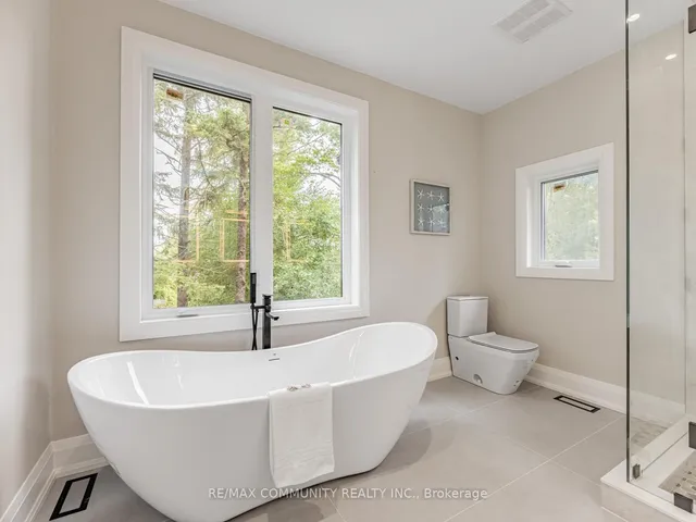 Additional image 24 of 37 Sugarbush Sq