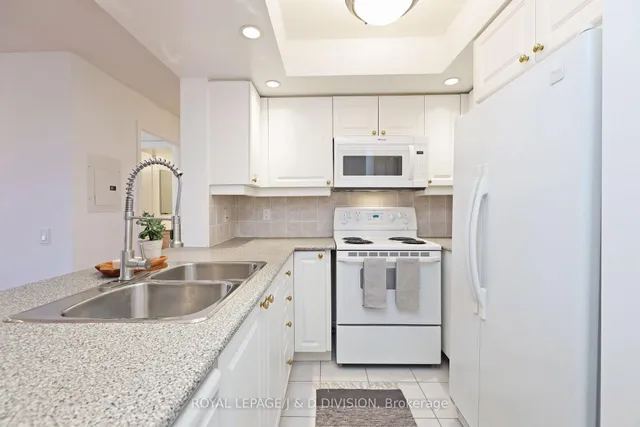 Additional image 4 of 15 Northtown Way Unit 924