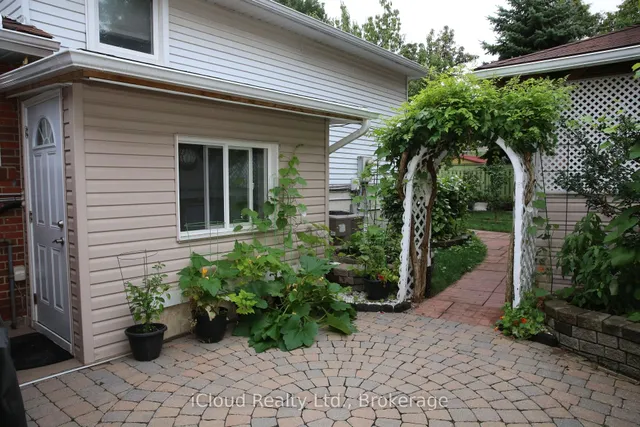 Additional image 28 of 888 Bloor St