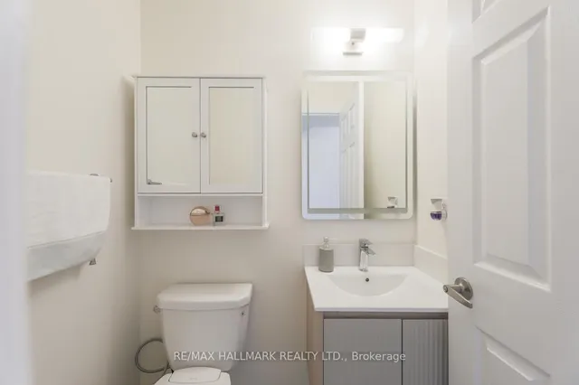 Additional image 7 of 3757 B St Clair Ave