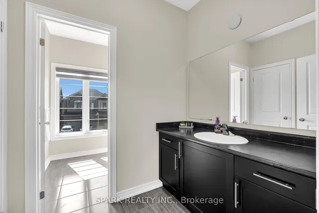 Additional image 38 of 5 Boathouse Rd