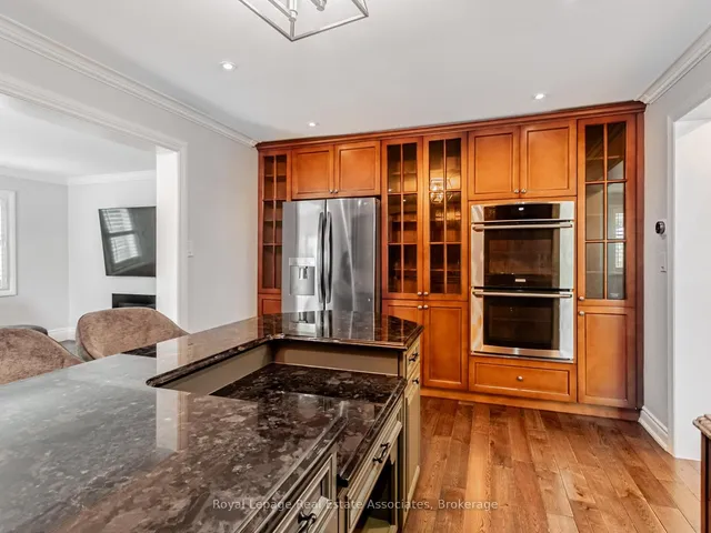 Additional image 7 of 35 Glenmanor Dr