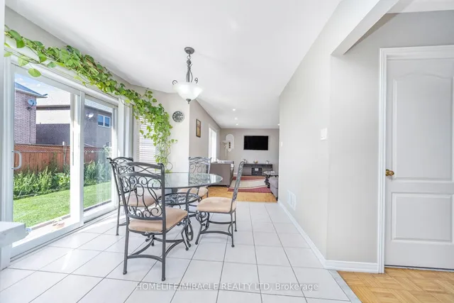 Additional image 13 of 17 Mainard Cres