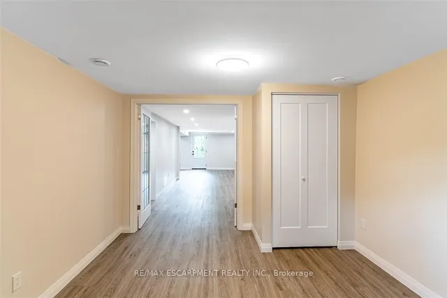 Additional image 31 of 444 QUEEN VICTORIA Dr