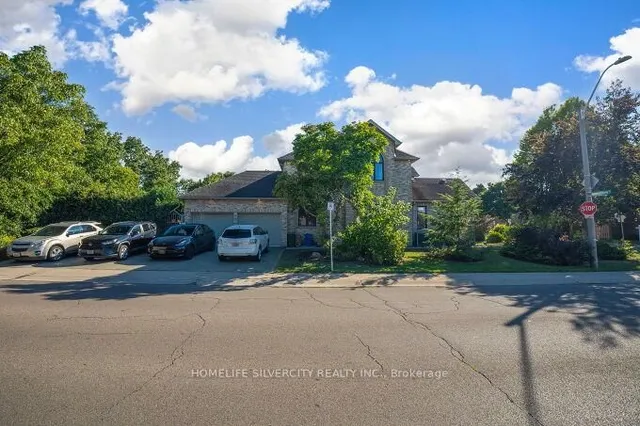 Additional image 43 of 126 Montmorency Dr