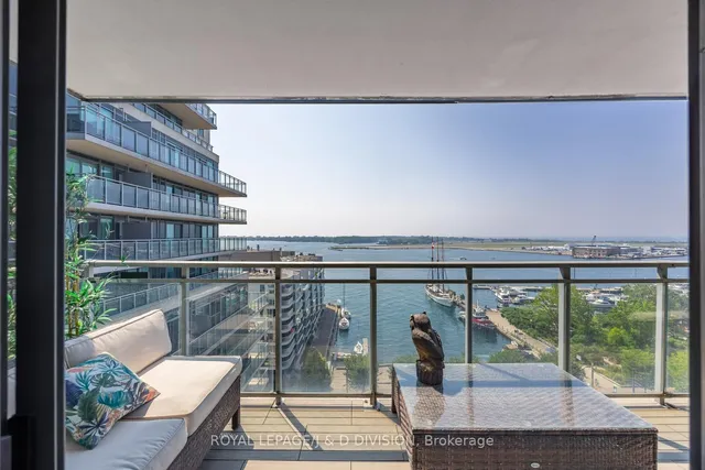 Additional image 31 of 410 Queens Quay Unit 1203