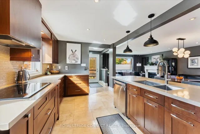 Additional image 11 of 47 Brenda Cres