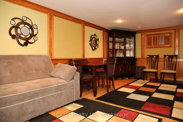 Additional image 26 of 888 Bloor St