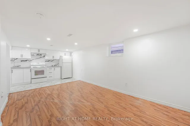 Additional image 17 of 36 Vanbrugh Ave