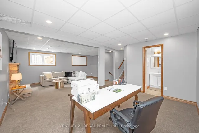 Additional image 29 of 3 Mentino Crt