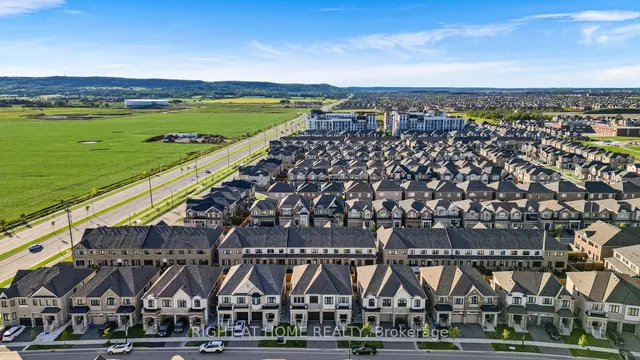 Additional image 48 of 471 Bergamot Ave