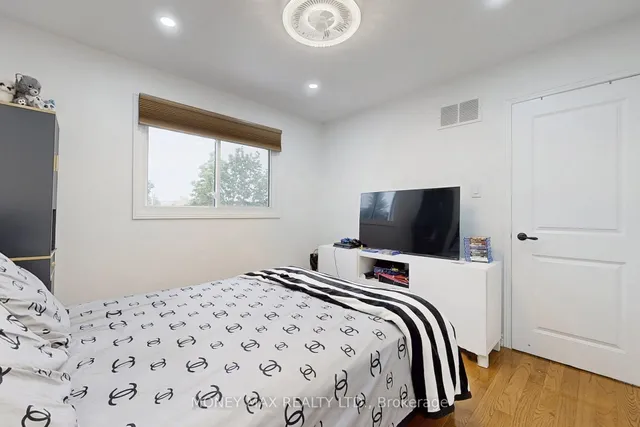 Additional image 23 of 95 Elgin Dr