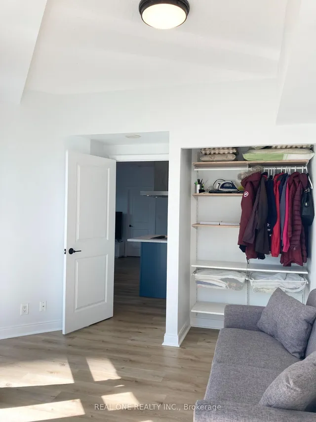 Additional image 17 of 50 Absolute Ave Unit 405