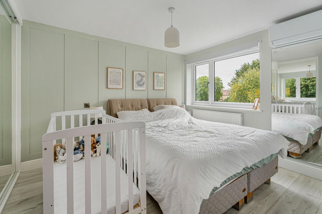 Additional image 12 of Meadow Close, Welham Green, AL9