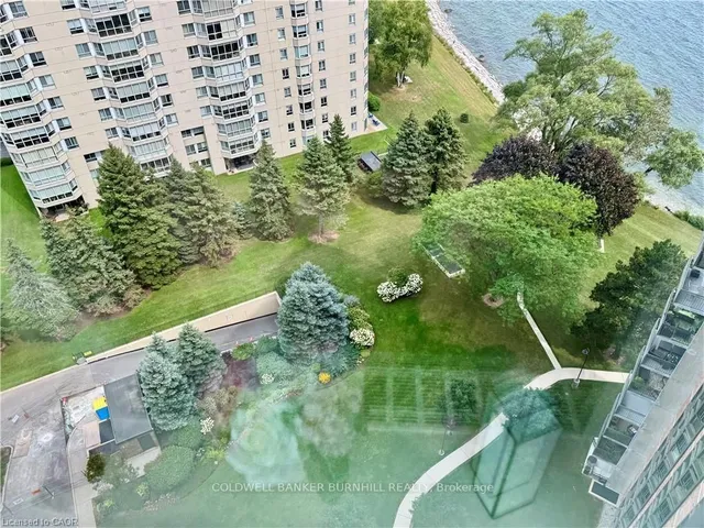 Additional image 3 of 5250 Lakeshore Rd Unit 1708