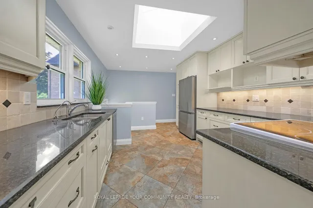 Additional image 9 of 9 Theresa Ave