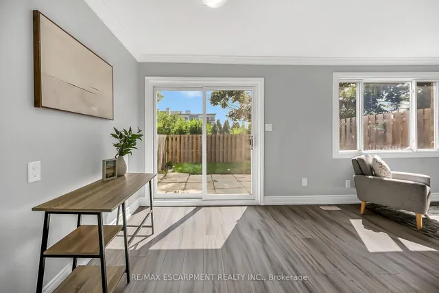 Additional image 6 of 125 Limeridge Rd Unit 8