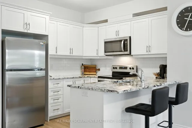 Additional image 16 of 2605 BINBROOK Rd Unit 211