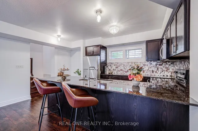 Additional image 13 of 2480 Post Rd Unit 29