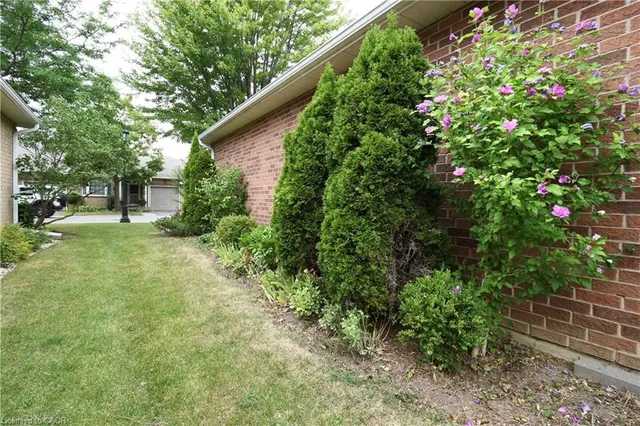 Additional image 36 of 91 Twentyplace Blvd
