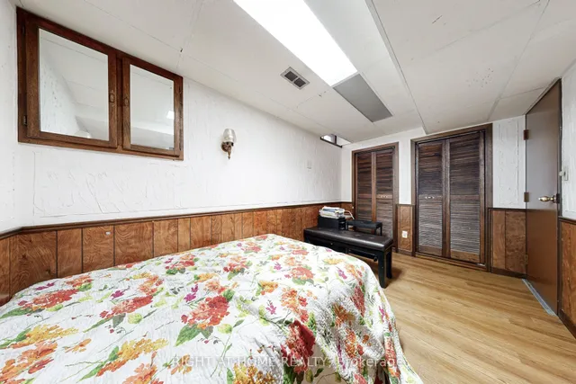 Additional image 34 of 83 Guildford Cres Unit 83