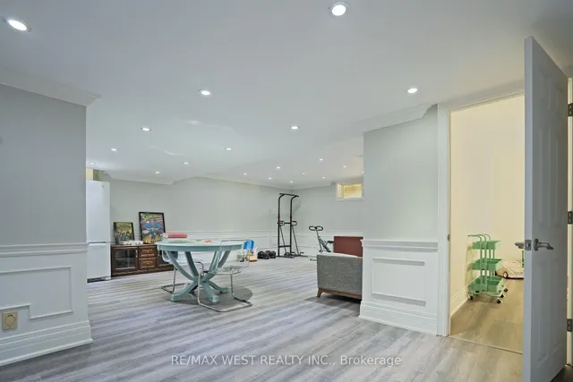 Additional image 26 of 4 Elmview Crt