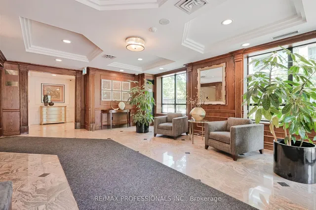 Additional image 2 of 17 Michael Power Pl Unit 814